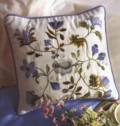 вышиваем подушку цветами