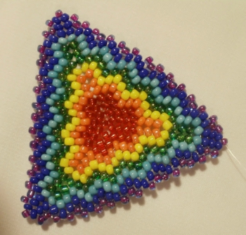 Плетение треугольника для шкатулки из бисера рис. 2