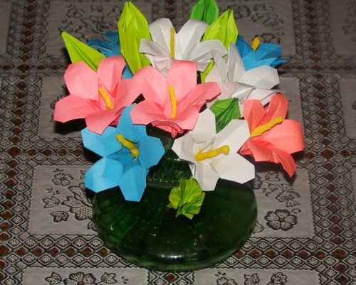 Готовый букет цветов оригами