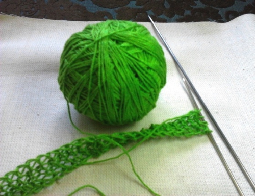 Вяжем из зеленых ниток