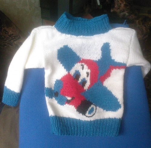 Детский пуловер